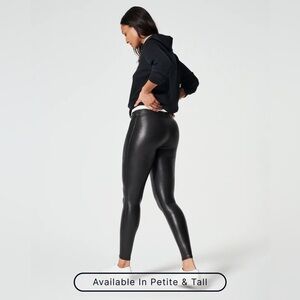 Spanx SPANXshape™ Faux Leather
Leggings